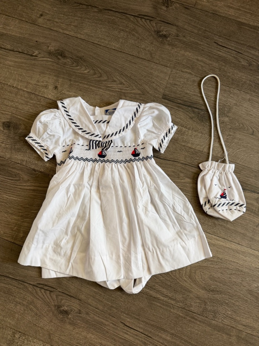 VTG Carriage Boutiques 18 Month White Dress Smocked Nautical Sailboat With Bag